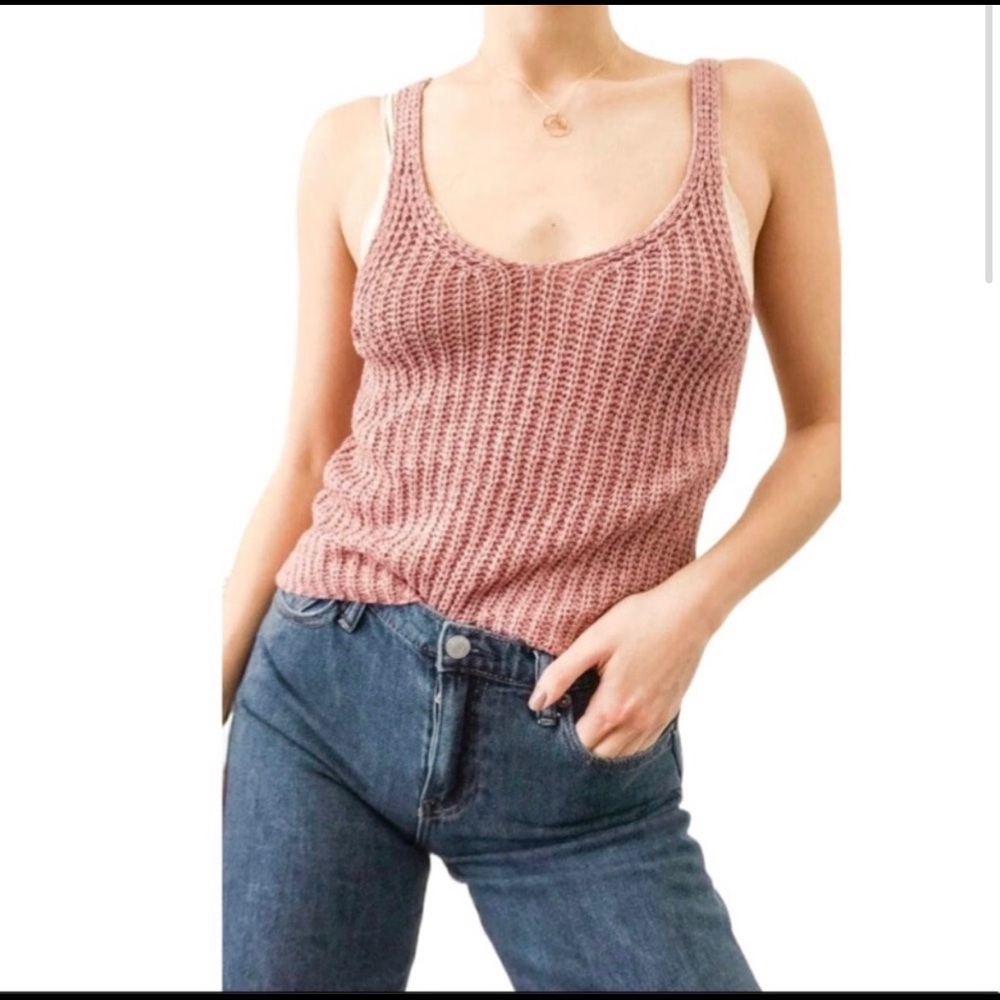Knitted Vneck Crop Top
